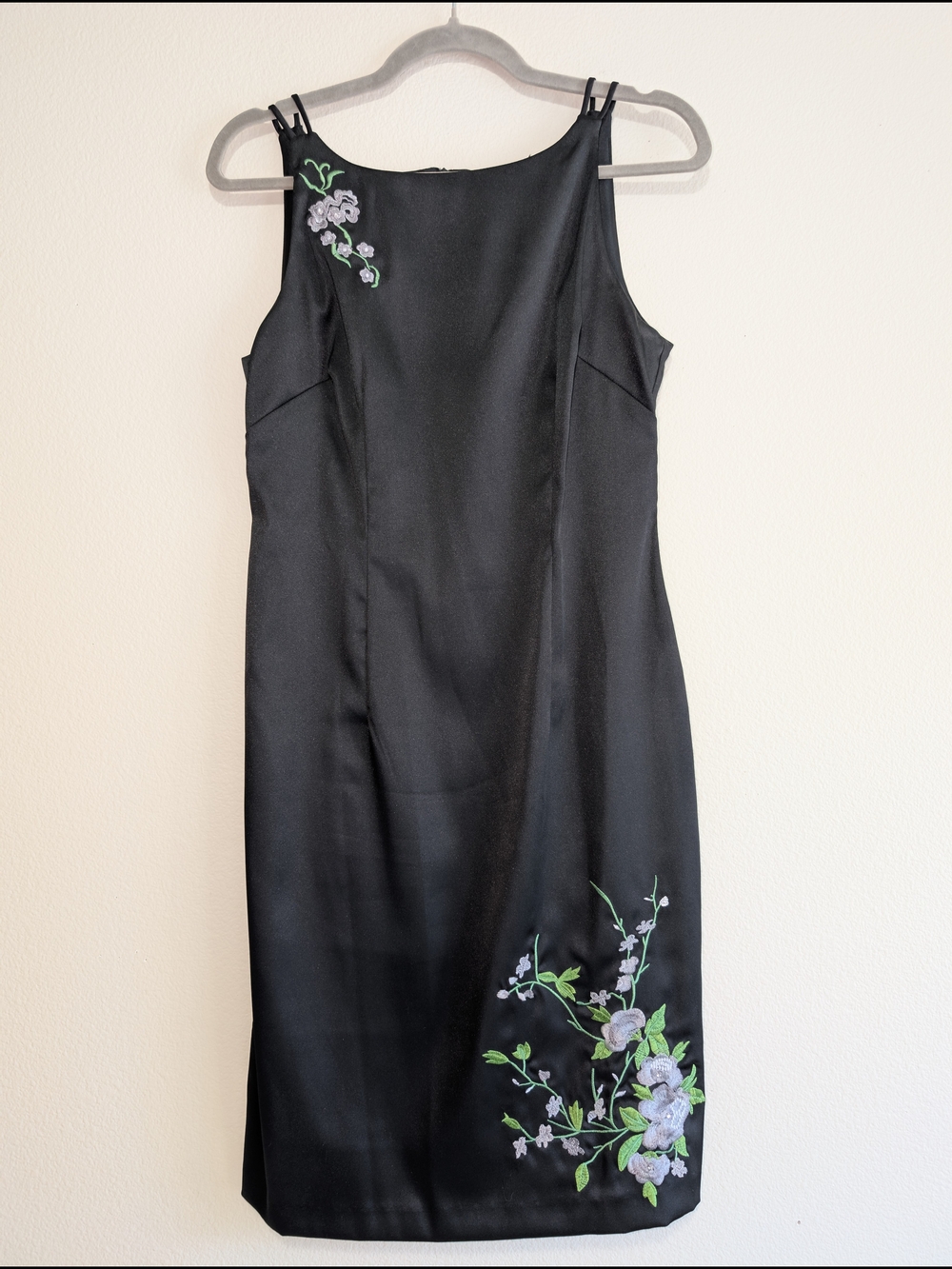 Vintage CDC Black Sheath Dress with Lilac Floral Embroidery Size 8